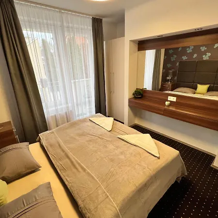 Apartamento Happy Seasons Szoboszlo